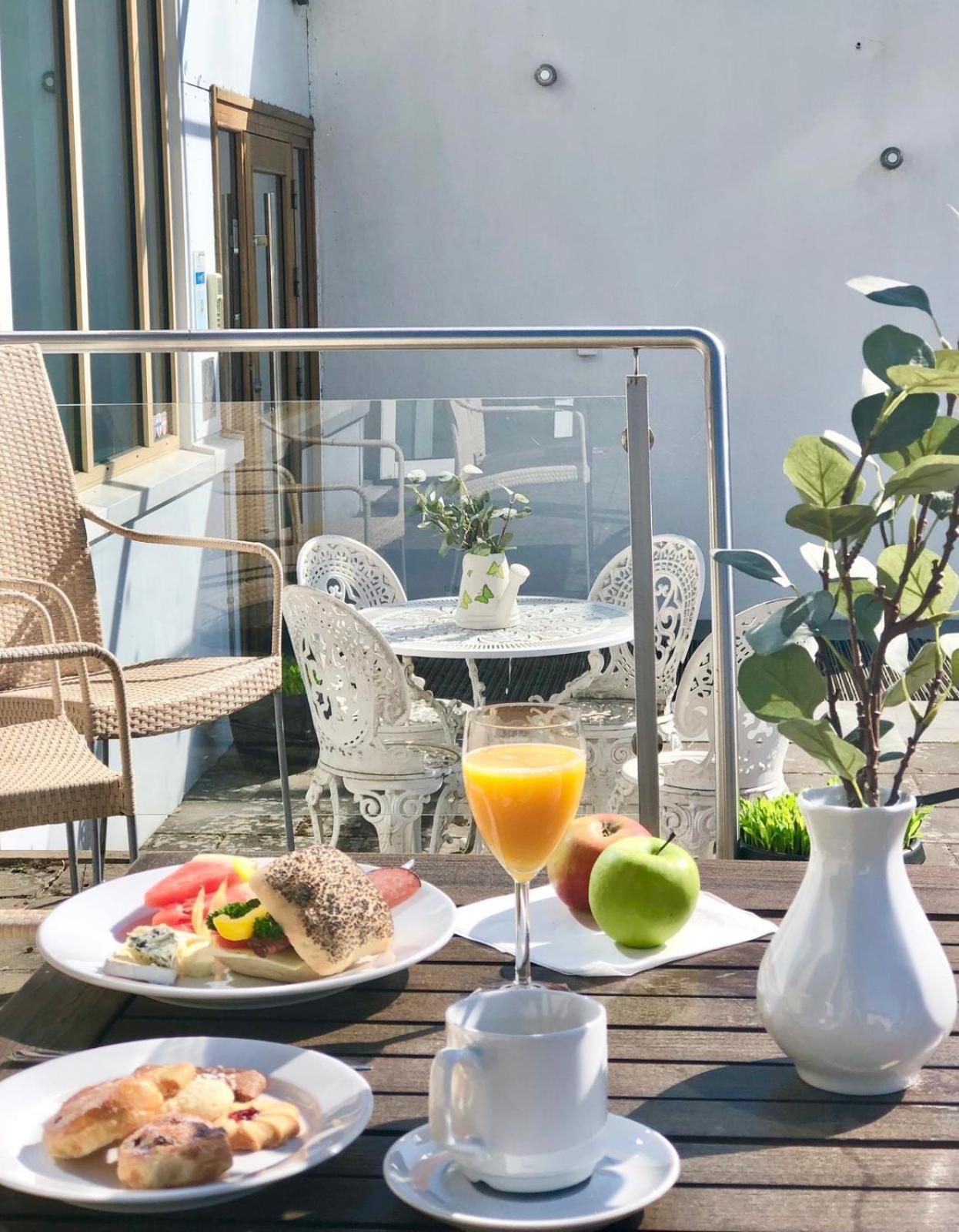 Arena Hotell Vänersborg Buitenkant foto